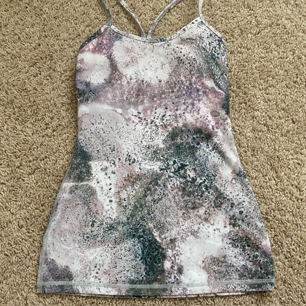 Lululemon Power Y top sz2